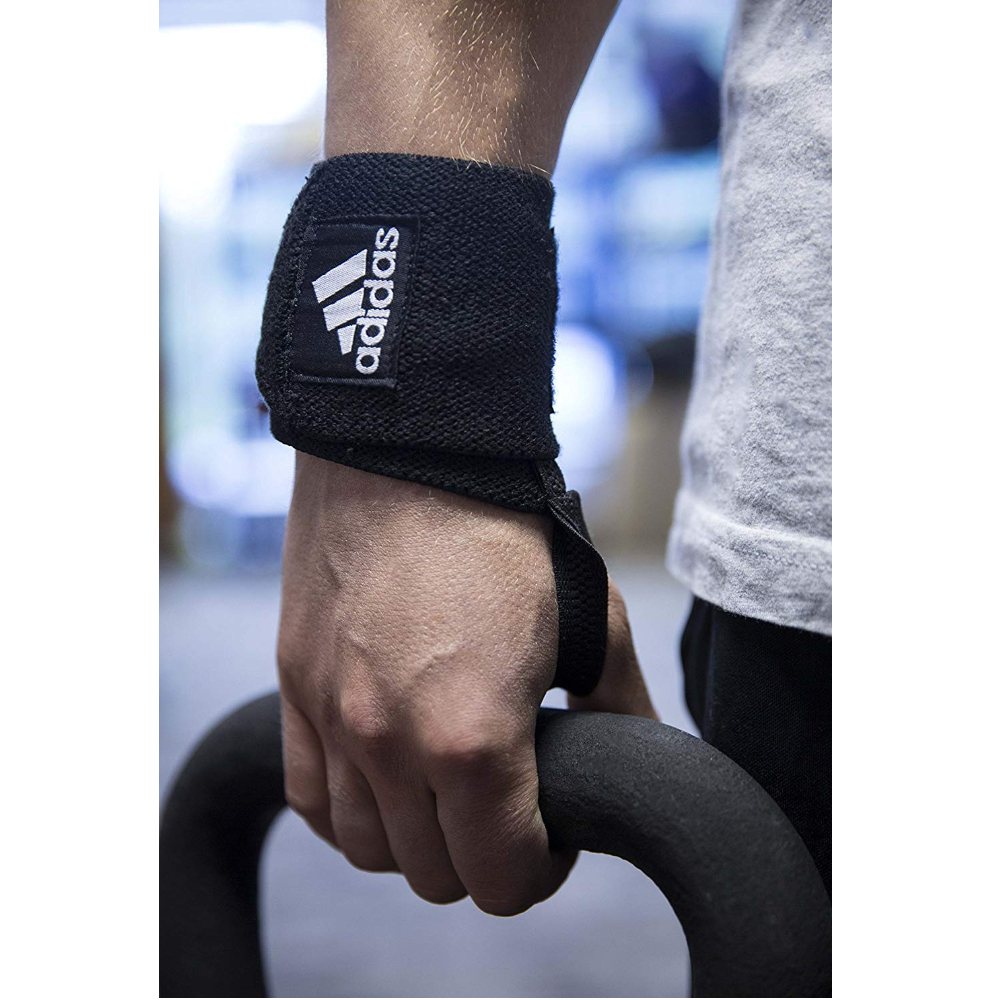 Adidas ADAC-13100 Strength Wrist Wraps (Black)